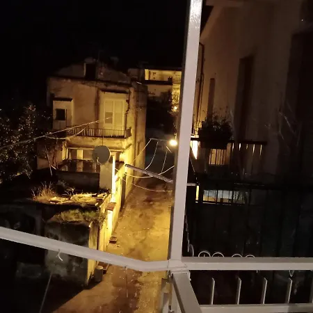 Guest house Le Stanze Di Ginevra 2-santa Maria A Vico- *