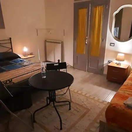 Il Vialetto Di Ginevra *