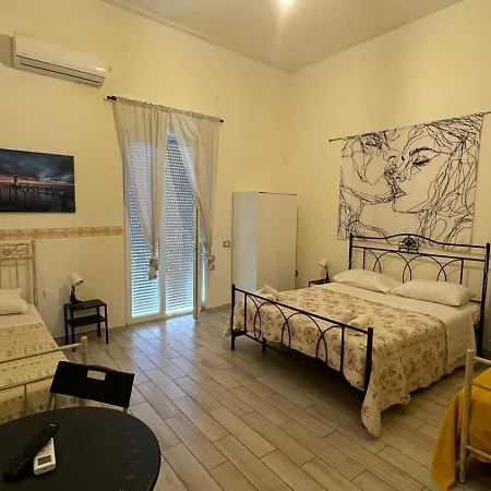 Guest house Le Stanze Di Ginevra 2-santa Maria A Vico- Santa Maria a Vico
